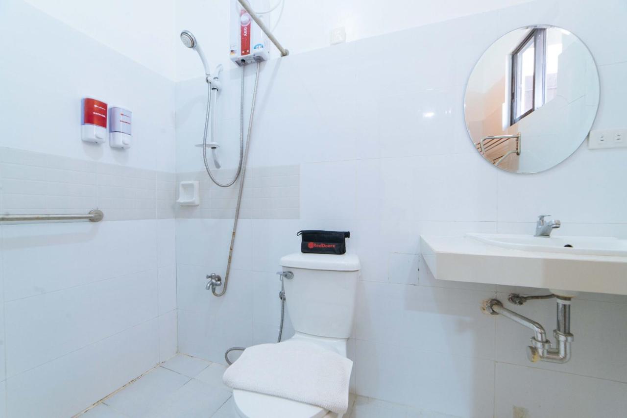 Reddoorz Plus @ San Roque Roxas City Exterior foto